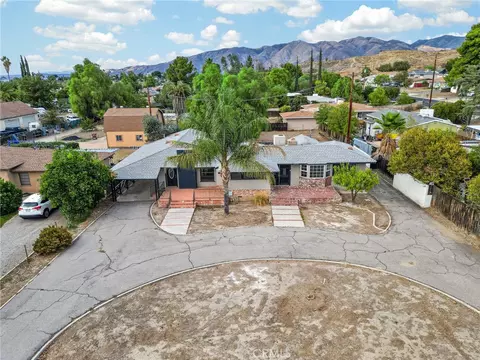 View/Area - 2050 E Oakland Ave, Hemet, CA 92544 photo 4 of 4