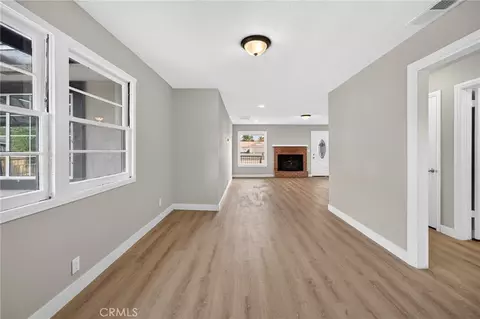 Living - 2050 E Oakland Ave, Hemet, CA 92544 photo 9 of 9