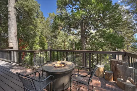 Exterior - 230 Shasta, Lake Arrowhead, CA 92352 photo 3 of 11