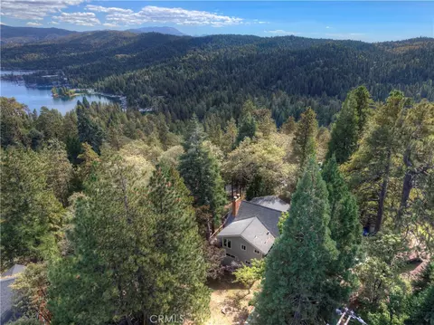 View/Area - 230 Shasta, Lake Arrowhead, CA 92352 photo 1 of 1