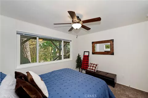 Bedroom - 230 Shasta, Lake Arrowhead, CA 92352 photo 5 of 8