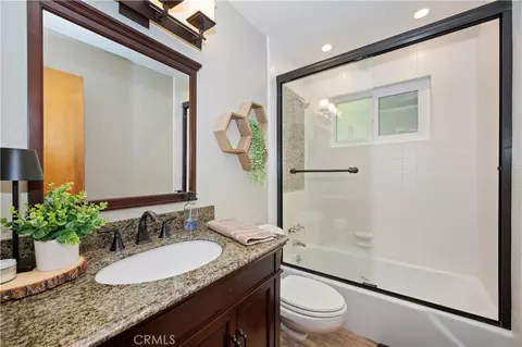Bath - 230 Shasta, Lake Arrowhead, CA 92352 photo 2 of 3