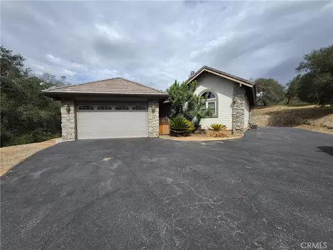 1686 Rice Cyn, Fallbrook, CA 92028