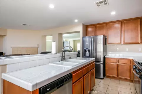 Kitchen - 3623 Koufax, Lancaster, CA 93535 photo 1 of 1