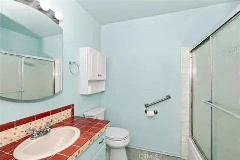Bath - 4377 Newby, Riverside, CA 92505 photo 1 of 2