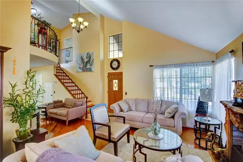 Living - 6560 Hemingway, Riverside, CA 92506 photo 1 of 5