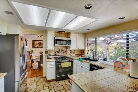 Kitchen - 6560 Hemingway, Riverside, CA 92506 photo 1 of 3