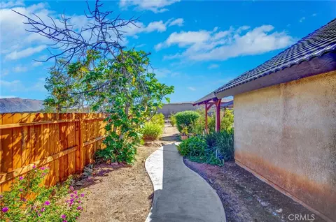 Exterior - 6560 Hemingway, Riverside, CA 92506 photo 4 of 9