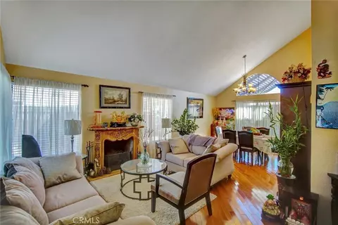 Living - 6560 Hemingway, Riverside, CA 92506 photo 2 of 5