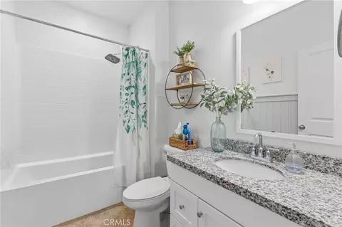 Bath - 36918 Arezzo Ct, Beaumont, CA 92223 photo 1 of 4