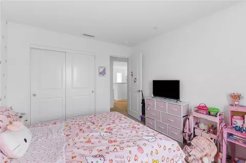Bedroom - 36918 Arezzo Ct, Beaumont, CA 92223 photo 10 of 16