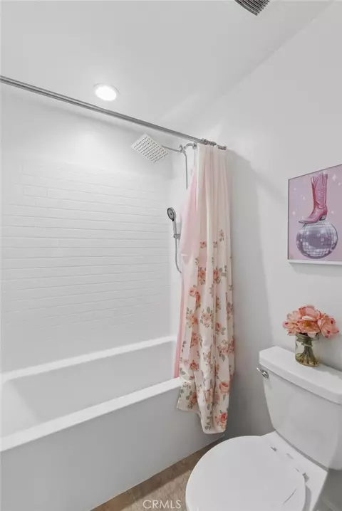 Bath - 36918 Arezzo Ct, Beaumont, CA 92223 photo 4 of 4