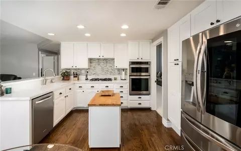 Kitchen - 31858 Valone Ct, Temecula, CA 92591 photo 5 of 5