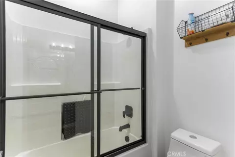 Bath - 720 Indigo, Beaumont, CA 92223 photo 3 of 5