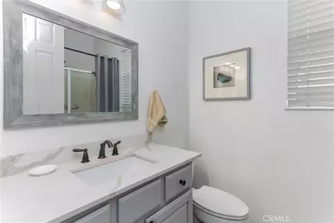 Bath - 720 Indigo, Beaumont, CA 92223 photo 2 of 5