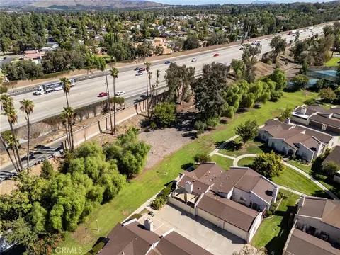 View/Area - 803 E Palm Ave, Redlands, CA 92374 photo 6 of 12