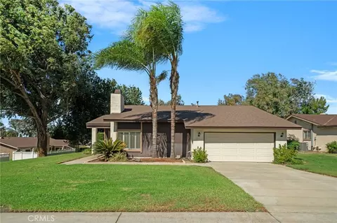 Exterior - 803 E Palm Ave, Redlands, CA 92374 photo 15 of 16