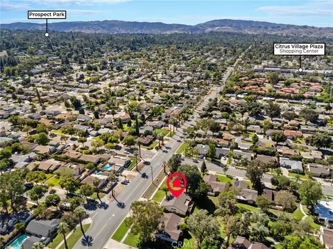 View/Area - 803 E Palm Ave, Redlands, CA 92374 photo 3 of 12