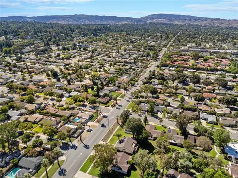 View/Area - 803 E Palm Ave, Redlands, CA 92374 photo 10 of 12