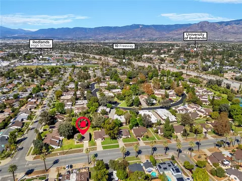 View/Area - 803 E Palm Ave, Redlands, CA 92374 photo 2 of 12