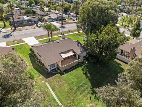 View/Area - 803 E Palm Ave, Redlands, CA 92374 photo 12 of 12