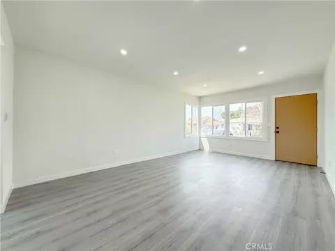 Living - 315 W Cedar St, Compton, CA 90220 photo 2 of 3