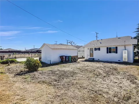 Exterior - 315 W Cedar St, Compton, CA 90220 photo 4 of 4