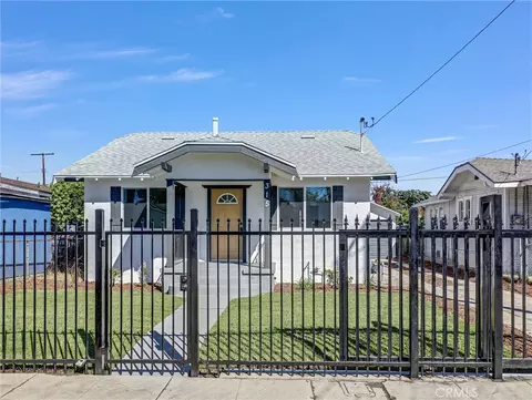 Exterior - 315 W Cedar St, Compton, CA 90220 photo 3 of 4