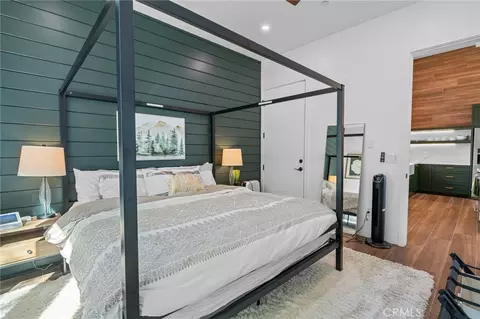 Bedroom - 807 Cameron Dr, Big Bear Lake, CA 92315 photo 3 of 13