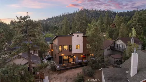 Exterior - 807 Cameron Dr, Big Bear Lake, CA 92315 photo 8 of 8