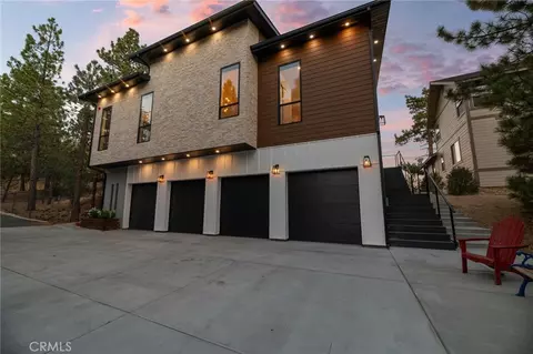 Exterior - 807 Cameron Dr, Big Bear Lake, CA 92315 photo 2 of 8