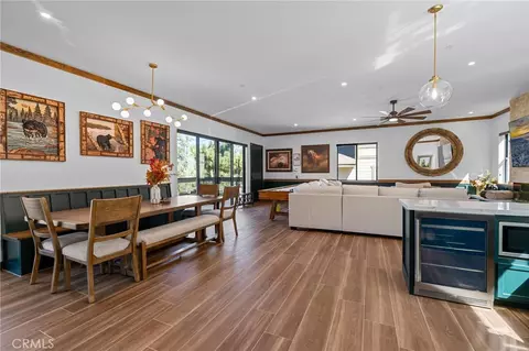 Dining - 807 Cameron Dr, Big Bear Lake, CA 92315 photo 4 of 6