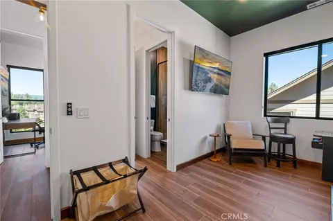 Entry Way - 807 Cameron Dr, Big Bear Lake, CA 92315 photo 1 of 1