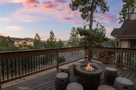 Exterior - 807 Cameron Dr, Big Bear Lake, CA 92315 photo 3 of 8