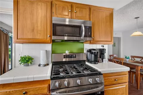 Kitchen - 1457 Bella Vis, Redlands, CA 92373 photo 3 of 3