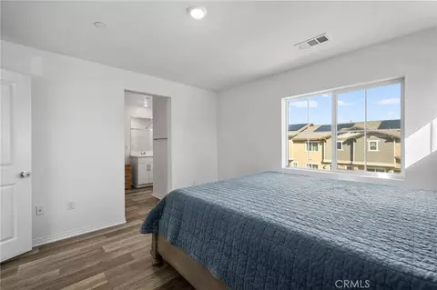 Bedroom - 7149 Olive Grv, Riverside, CA 92507 photo 2 of 5