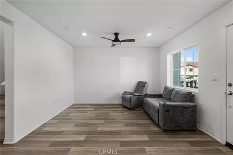 Other - 7149 Olive Grv, Riverside, CA 92507 photo 3 of 17