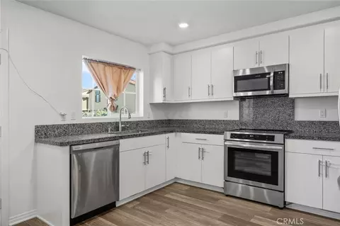 Kitchen - 7149 Olive Grv, Riverside, CA 92507 photo 1 of 2