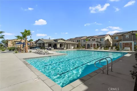 Exterior - 7149 Olive Grv, Riverside, CA 92507 photo 3 of 6