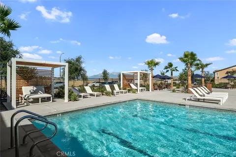 Exterior - 7149 Olive Grv, Riverside, CA 92507 photo 4 of 6