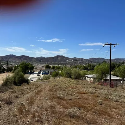 24460 Conejo Dr, Menifee, CA 92687 photo 4