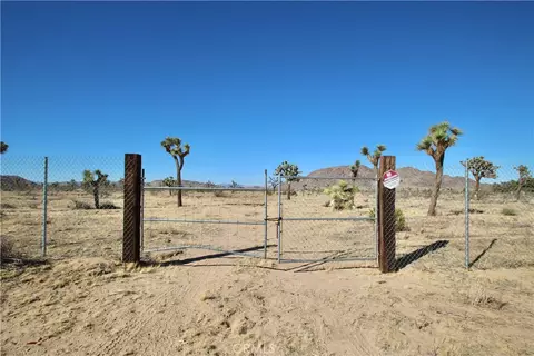 58807 Philippi, Landers, CA 92285 photo 7