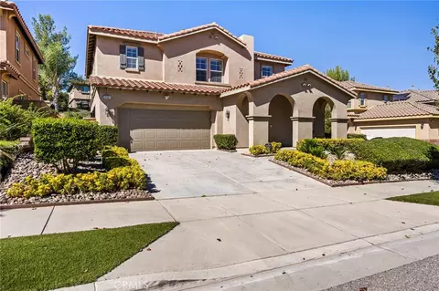 32341 Rock Rose Dr, Lake Elsinore, CA 92532