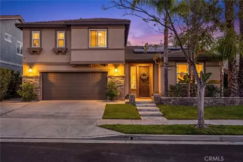 34285 Canyon Rim Dr, Lake Elsinore, CA 92532