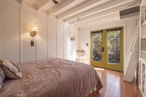 Bedroom - 719 Pine, Sugarloaf, CA 92386 photo 4 of 7