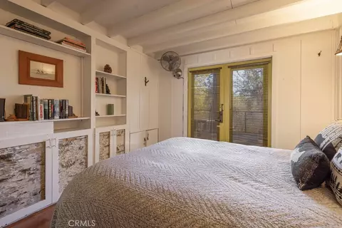 Bedroom - 719 Pine, Sugarloaf, CA 92386 photo 3 of 7