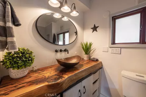 Bath - 719 Pine, Sugarloaf, CA 92386 photo 1 of 2