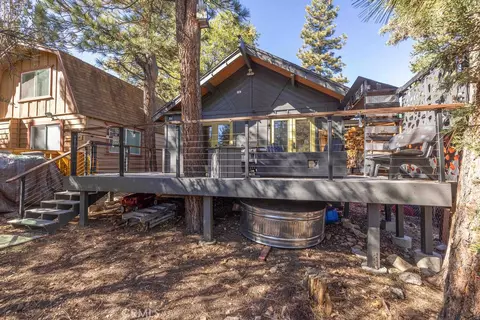 Exterior - 719 Pine, Sugarloaf, CA 92386 photo 6 of 8