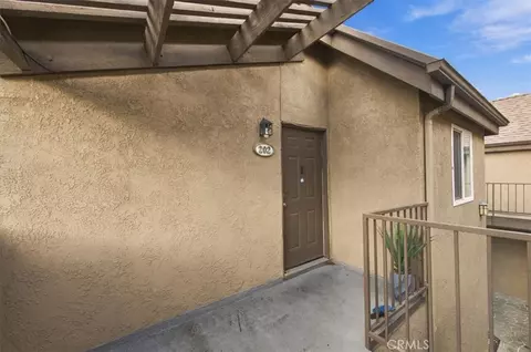 Other - 788 Gianni Dr #202, Corona, CA 92879 photo 2 of 10
