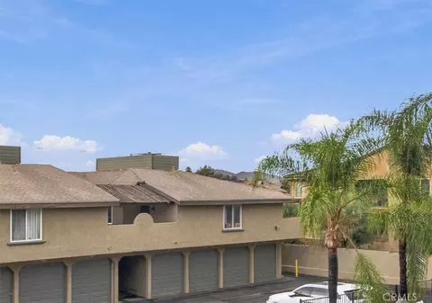 Exterior - 788 Gianni Dr #202, Corona, CA 92879 photo 4 of 5